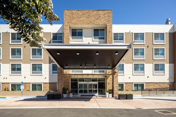Images Holiday Inn Express & Suites San Jose – Silicon Valley by IHG
