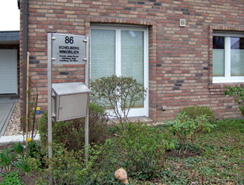 Schelberg Immobilien, Schwarzer Weg 86 in Moers