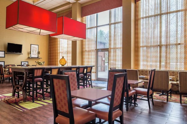 Images Hampton Inn & Suites Charlotte-Arrowood Rd.