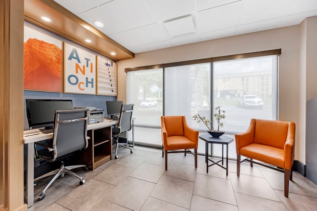 Images Holiday Inn Express & Suites Nashville Southeast - Antioch by IHG