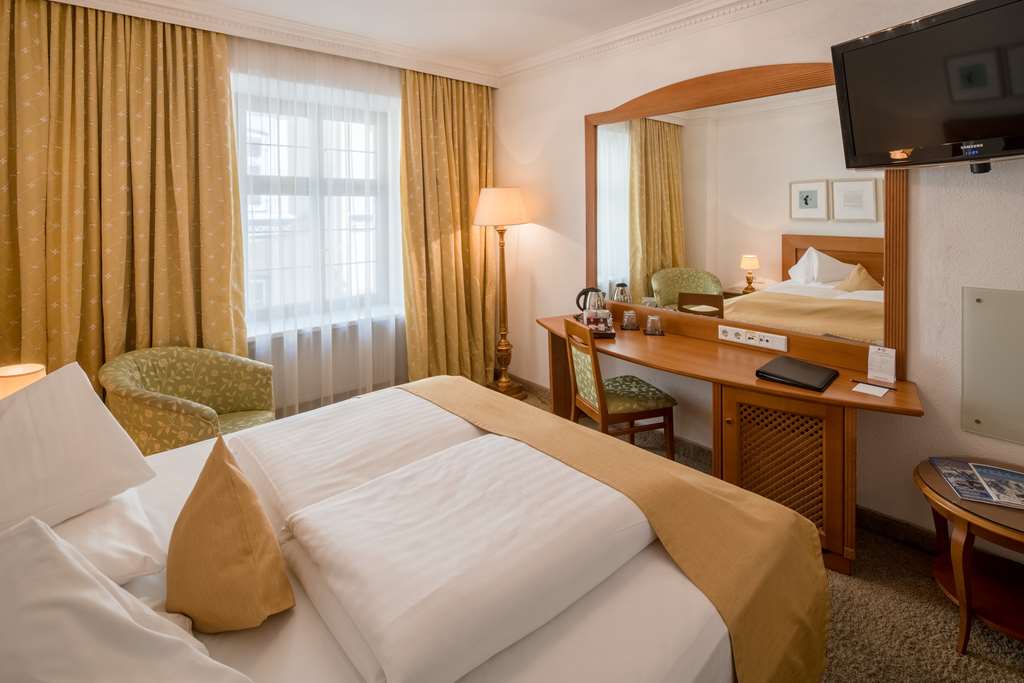 Best Western Plus Hotel Goldener Adler, Herzog - Friedrich Str 6 in Innsbruck