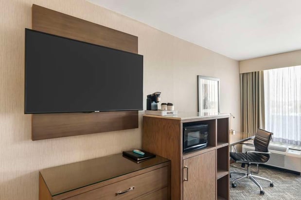 Images Best Western Plus Kansas City Sports Complex Hotel