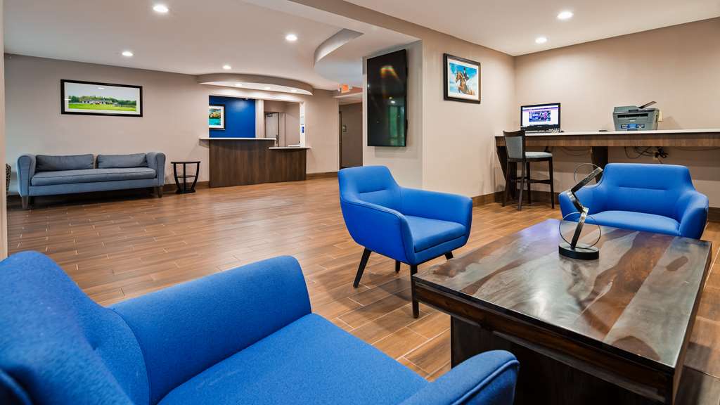 Lobby Seating 
