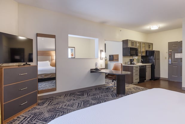 Images Candlewood Suites San Marcos by IHG