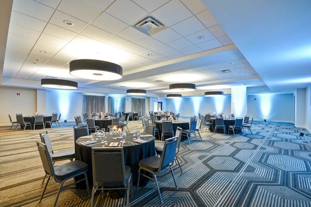 Images Embassy Suites by Hilton Charlotte