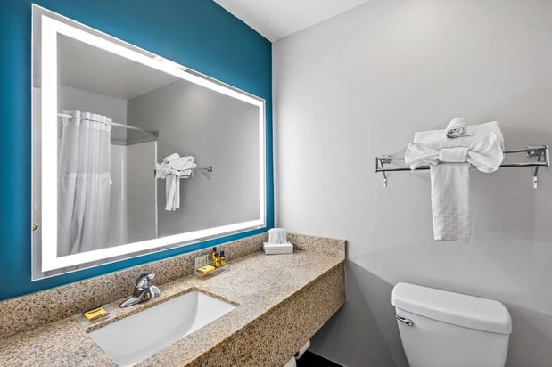 Images Best Western Fort Wayne Inn & Suites North
