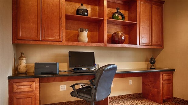 Images Best Western Cleveland Inn & Suites