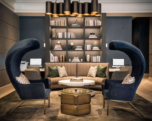 Images LondonHouse Chicago, Curio Collection by Hilton