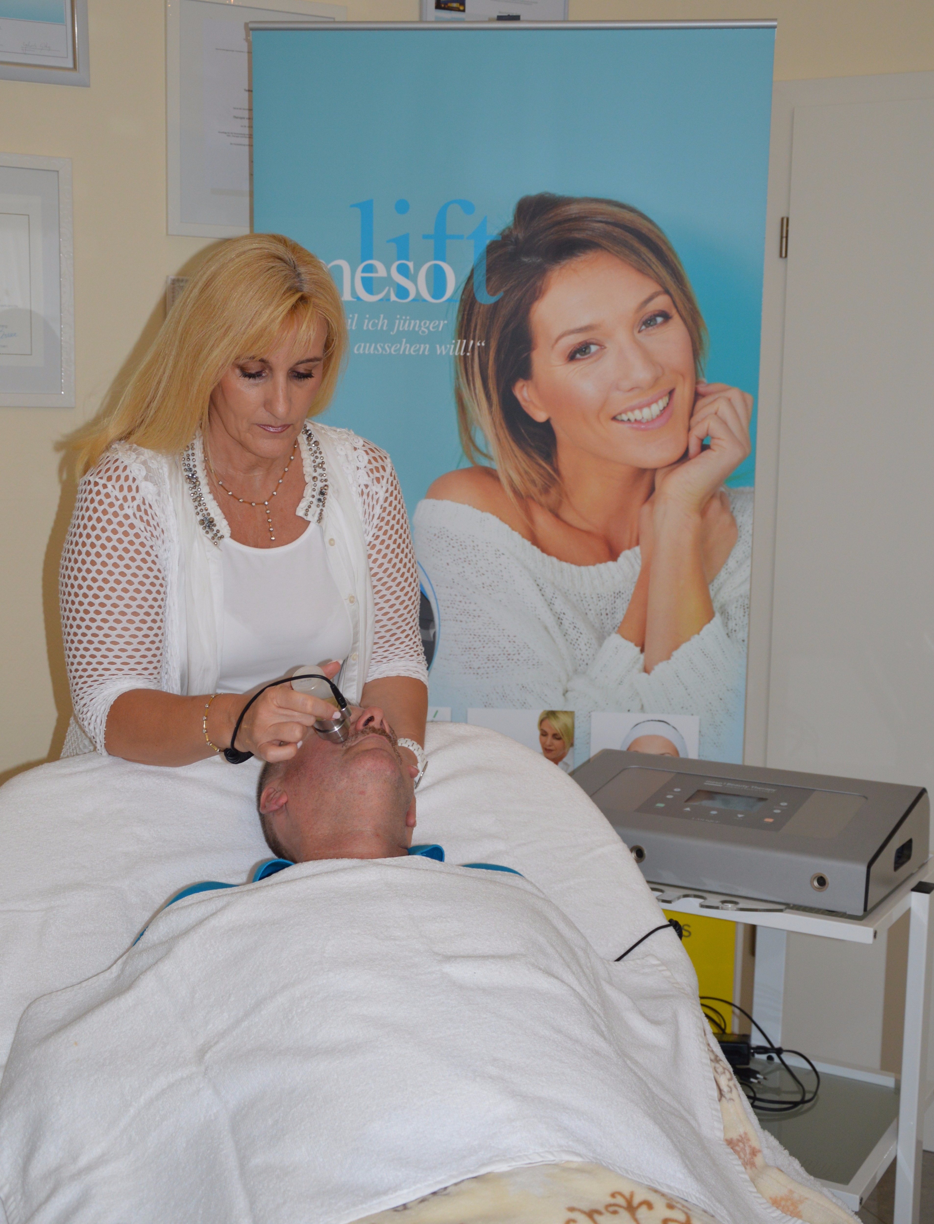 Kosmetik Institut Schneider, Prinz-Carl-Anlage 25 in Worms