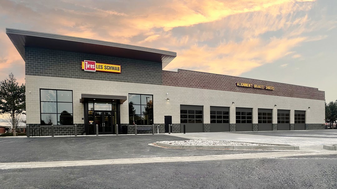 Les Schwab Tire Center