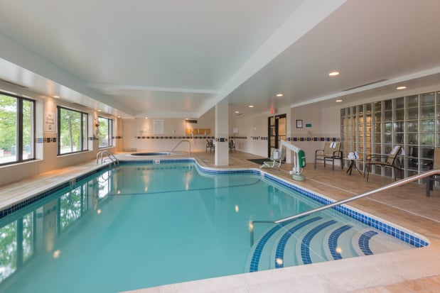 Images Holiday Inn Manchester Airport by IHG