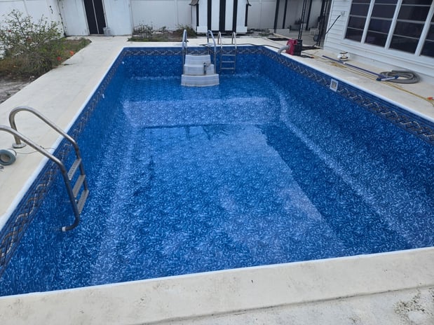 Images Paradise Palm Pools Inc