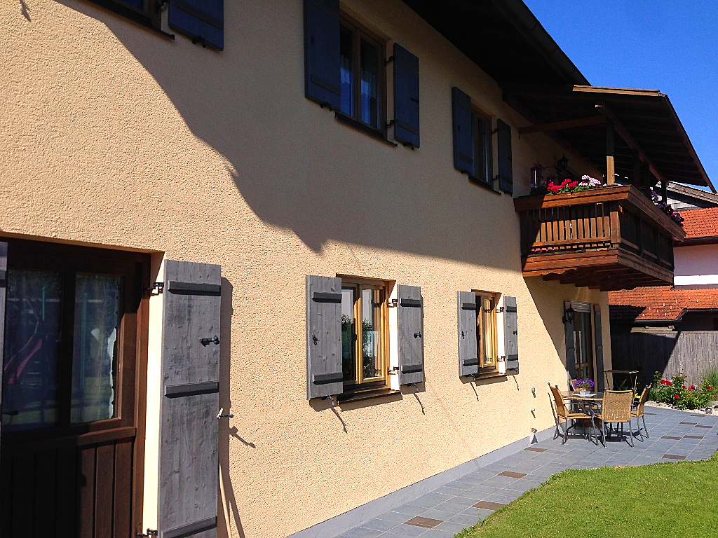 Maler- und Lackierermeister Roland Lankes, Leonhardistrasse 4 in Teisendorf