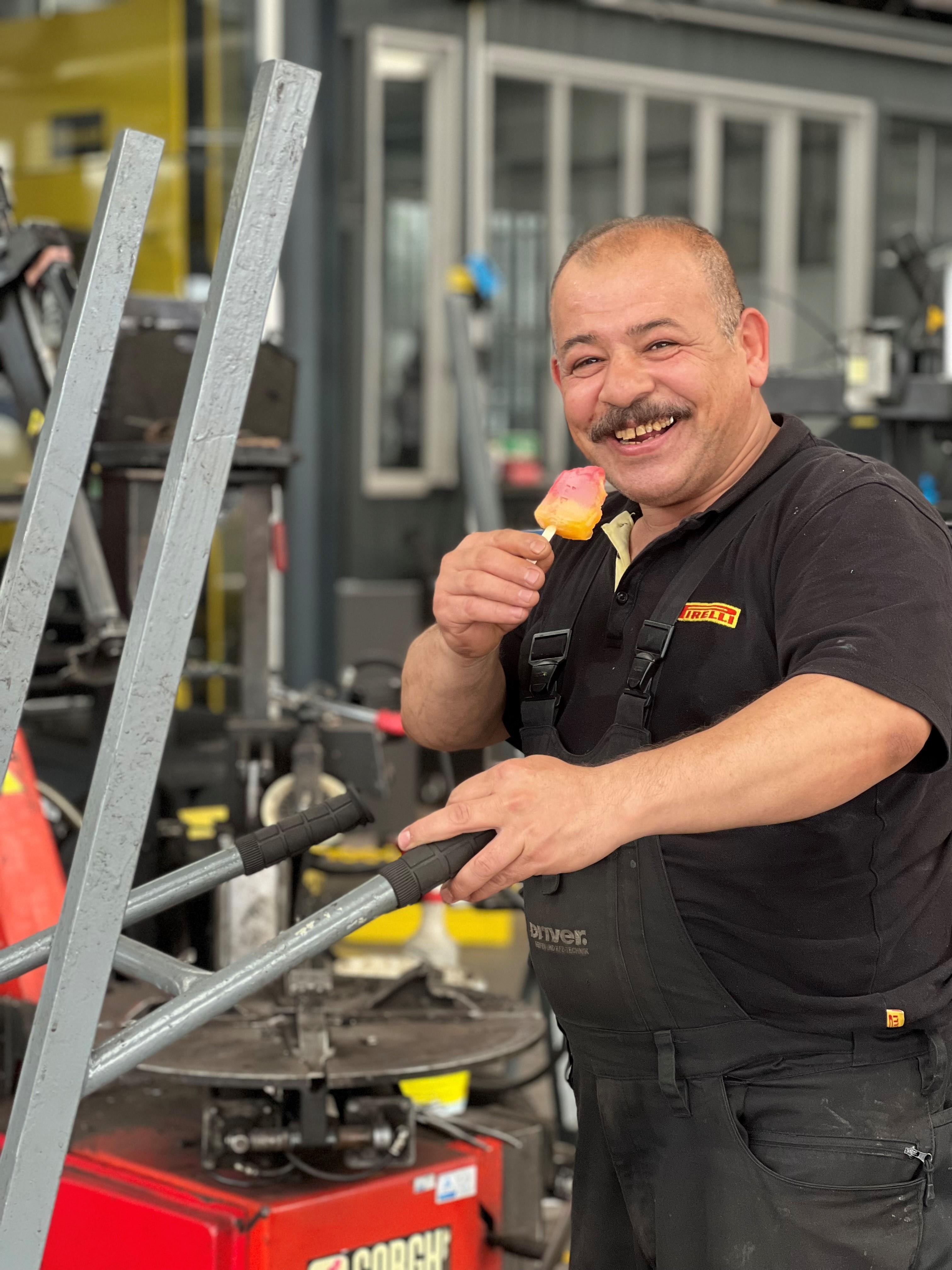 Henrich Reifen und Autoservice GmbH, Rathenaustraße 4 in Bergisch Gladbach