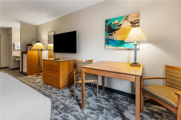 Images Best Western Ambassador Inn & Suites