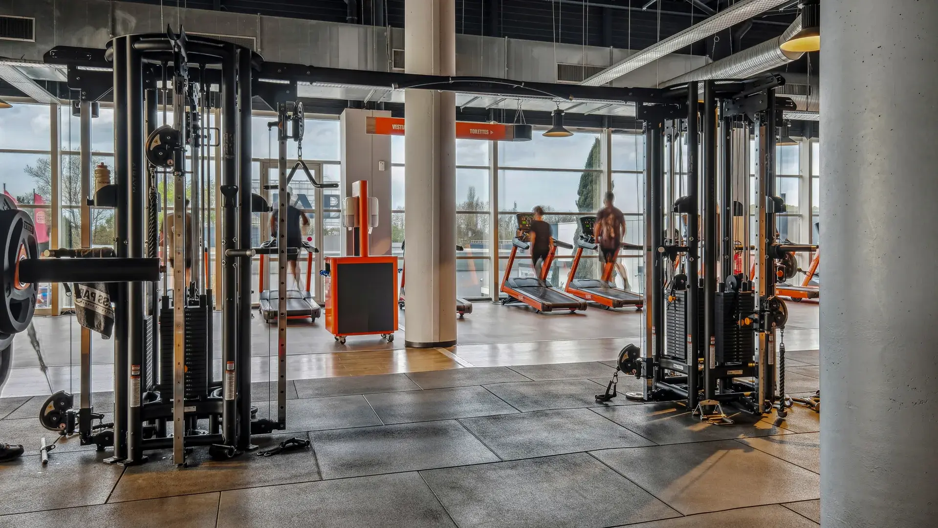 Images Basic-Fit 24/7