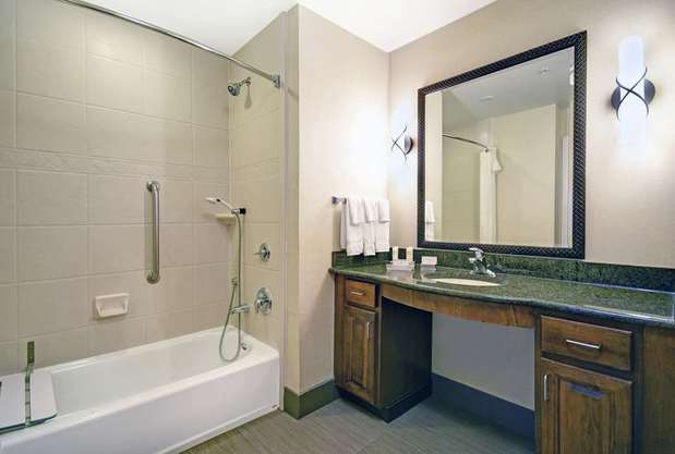 Images Homewood Suites by Hilton Denver International Airport
