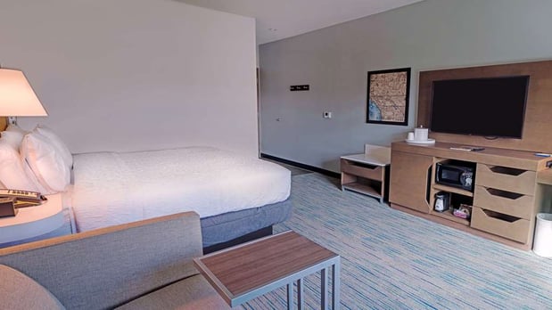 Images Hampton Inn Riverside Downtown