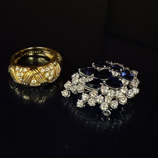 Images 買取専門店  KOMEHYO  (コメ兵)  広島三越