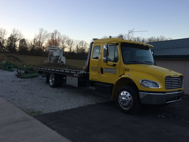Images Hoffman's Towing & Service Inc