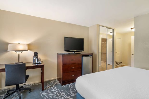 Images Best Western Plus Carpinteria Inn