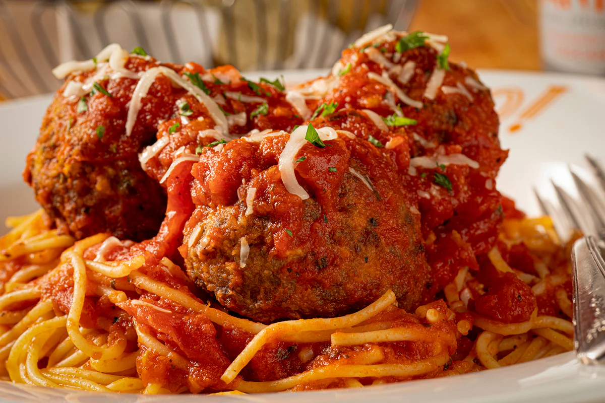 Spaghetti & Meatballs - PASTA