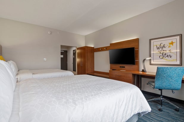 Images Holiday Inn Express & Suites Orlando - Lake Buena Vista by IHG