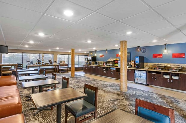 Images Best Western Plus Landmark Inn