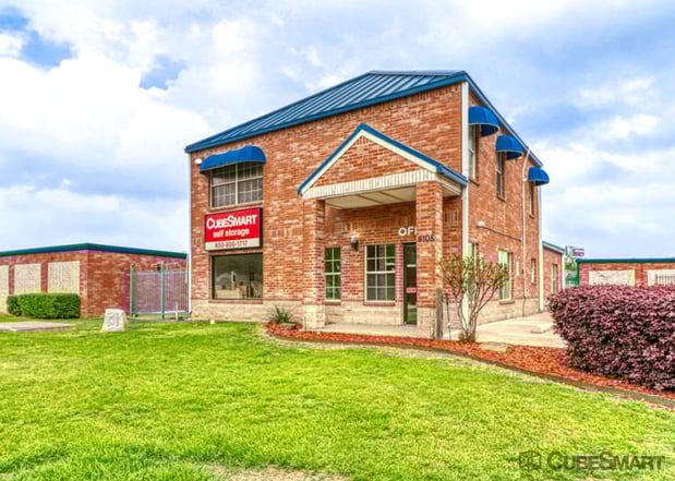 Images CubeSmart Self Storage