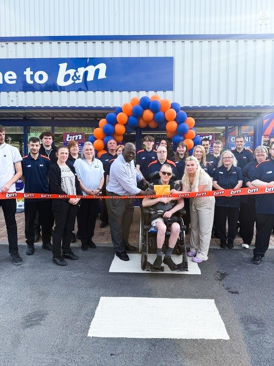 Images B&M Store with Garden Centre