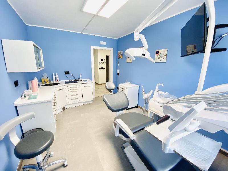 Images Centro Odontoiatrico Dr. Barbacovi