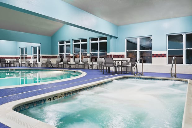 Images Holiday Inn Express & Suites Columbus Airport East by IHG