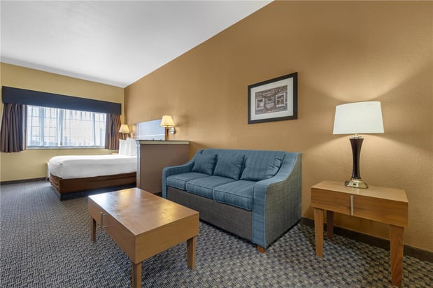 Images Best Western Plus Shamrock Inn & Suites