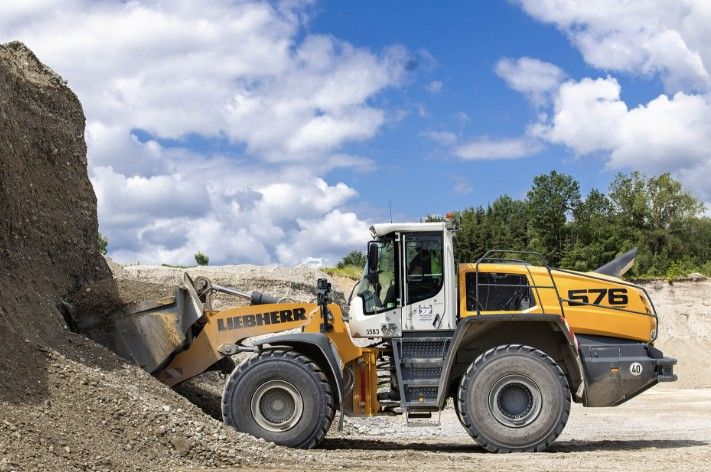 Kies- Asphalt-Transportbeton-Werk Oberland Rolf Strohmaier GmbH, Weiden 3 in Huglfing