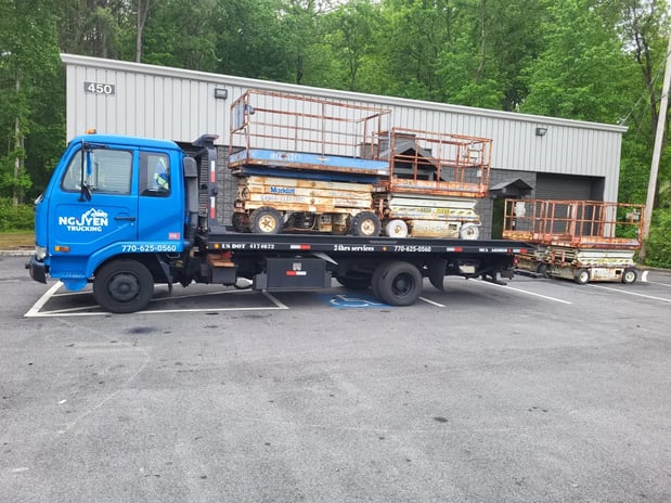 Images Nguyen Trucking