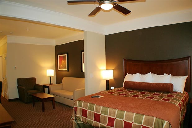 Images Best Western Plus Easton Inn & Suites