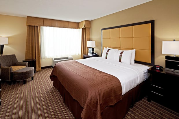 Images Holiday Inn Mobile - Airport by IHG