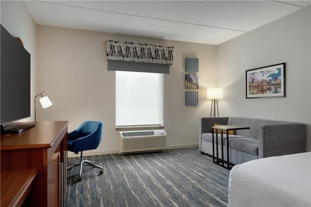 Images Hampton Inn & Suites Pittsburgh/Harmarville