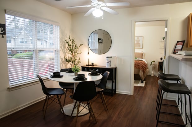 Images University Suites
