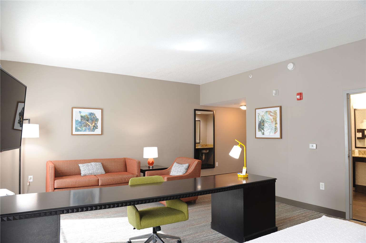 Guest room