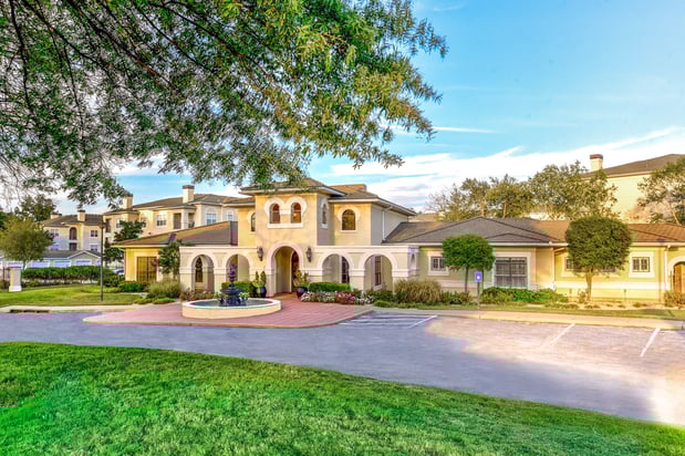 Images Estancia Apartments