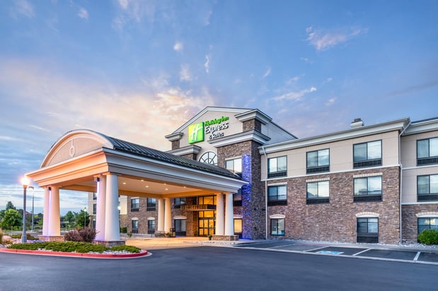 Images Holiday Inn Express & Suites Colorado Springs-First & Main by IHG