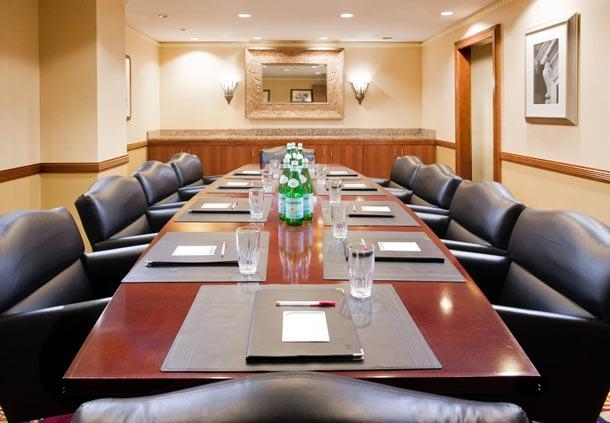 Center City Philadelphia Hotel - Residence Inn by Marriott Philadelphia Center City - Boardroom