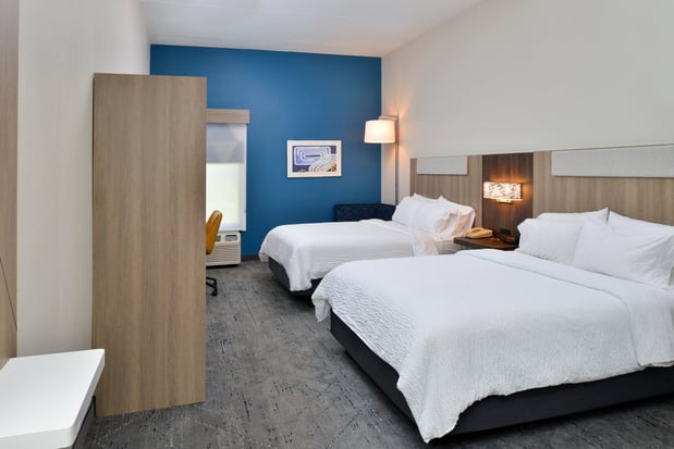 Images Holiday Inn Express Lewisburg/New Columbia by IHG