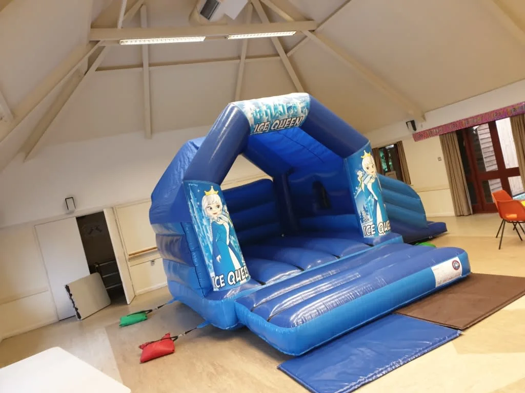 Images Top Banana Bouncy Castles