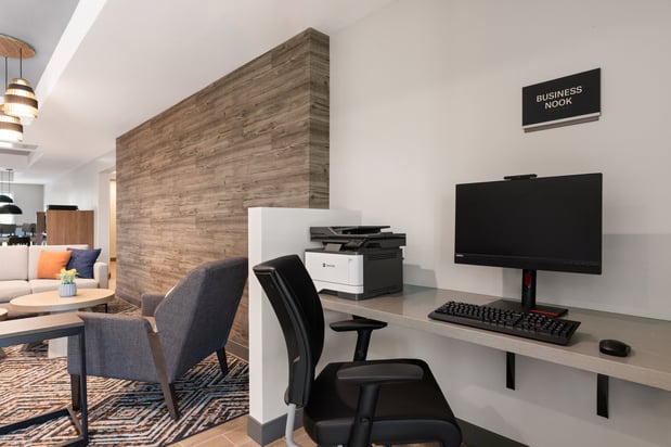 Images Candlewood Suites McPherson by IHG