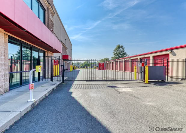 Images CubeSmart Self Storage