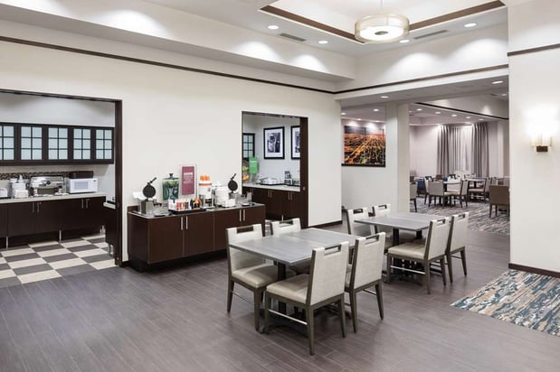Images Hampton Inn & Suites Chicago-North Shore/Skokie