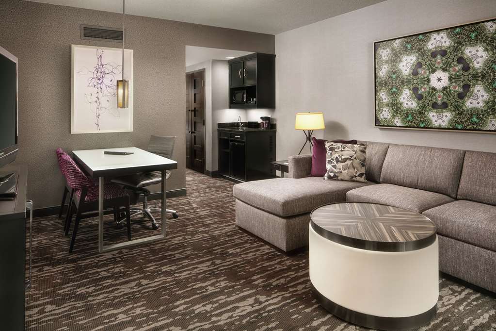 Guest room amenity Embassy Suites by Hilton Crystal City National Airport Arlington (703)979-9799