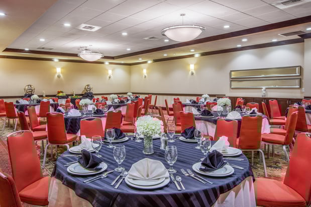 Images Crowne Plaza Anchorage-Midtown by IHG